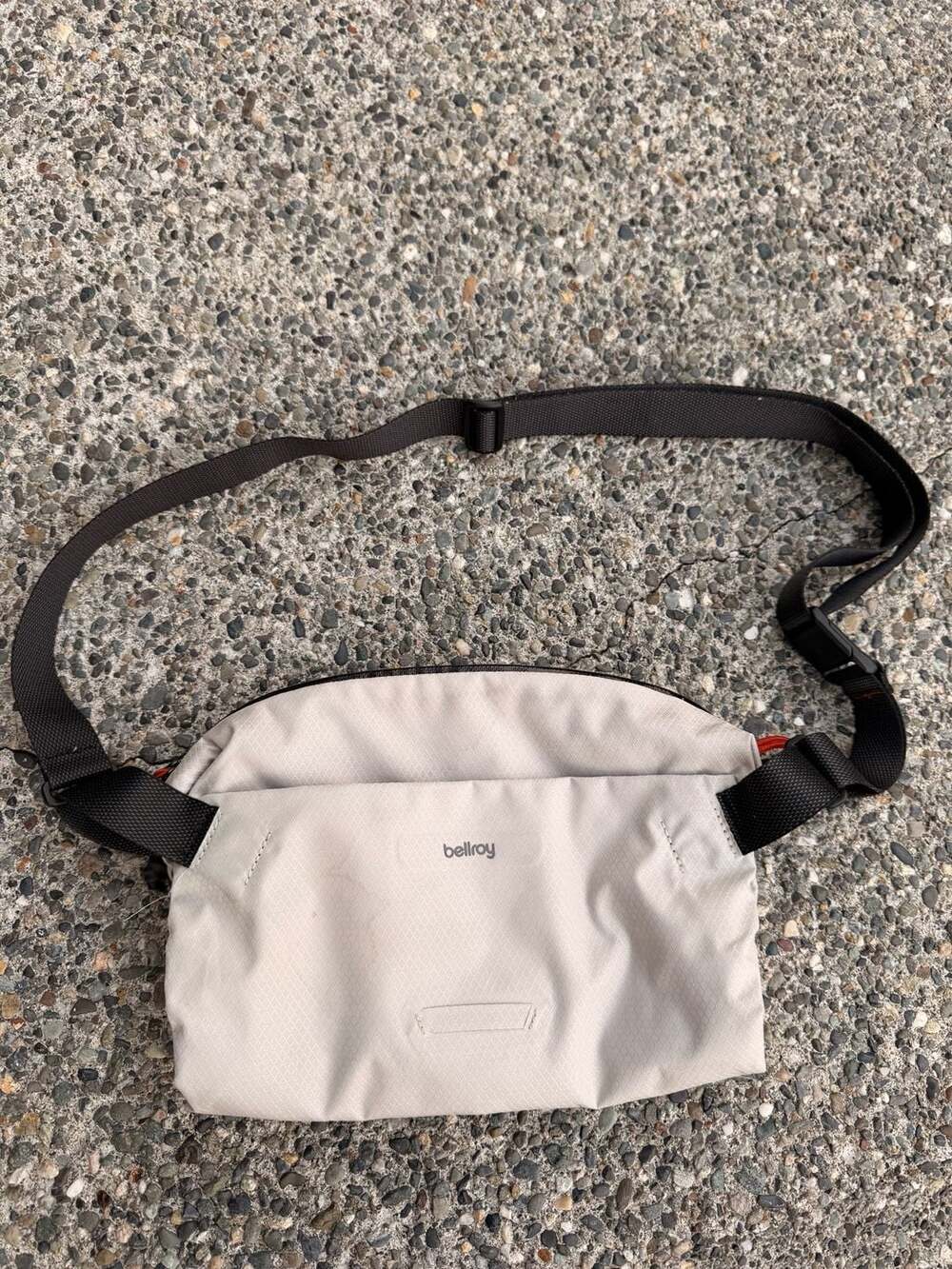 Bellroy Lite Sling Bag Fog